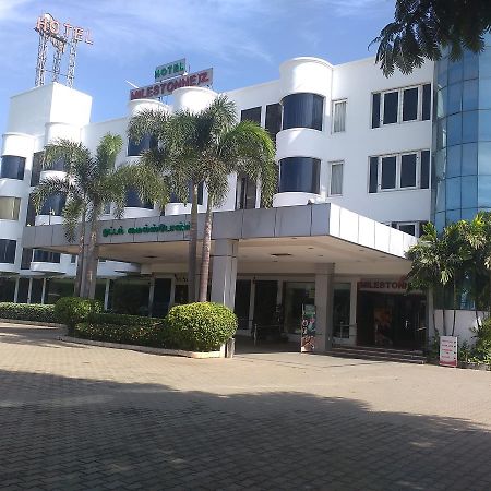Hotel Milestonnez Sriperumbudur Exterior photo